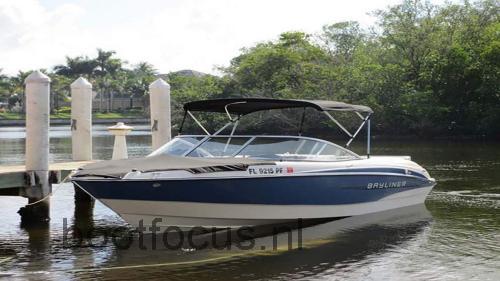 Bayliner Bowrider 235 beoordelingen en specificaties